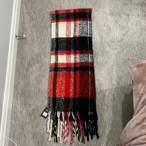 Adrene oversized scarf